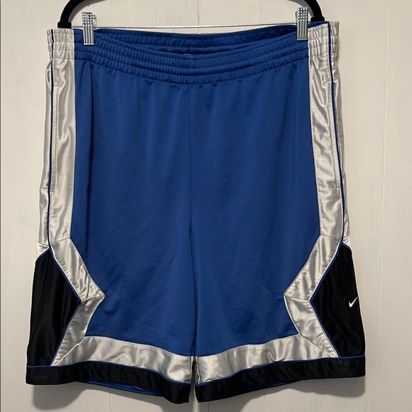 Nike Royal Blue Athletic Shorts w Pockets - Picture 1 of 4